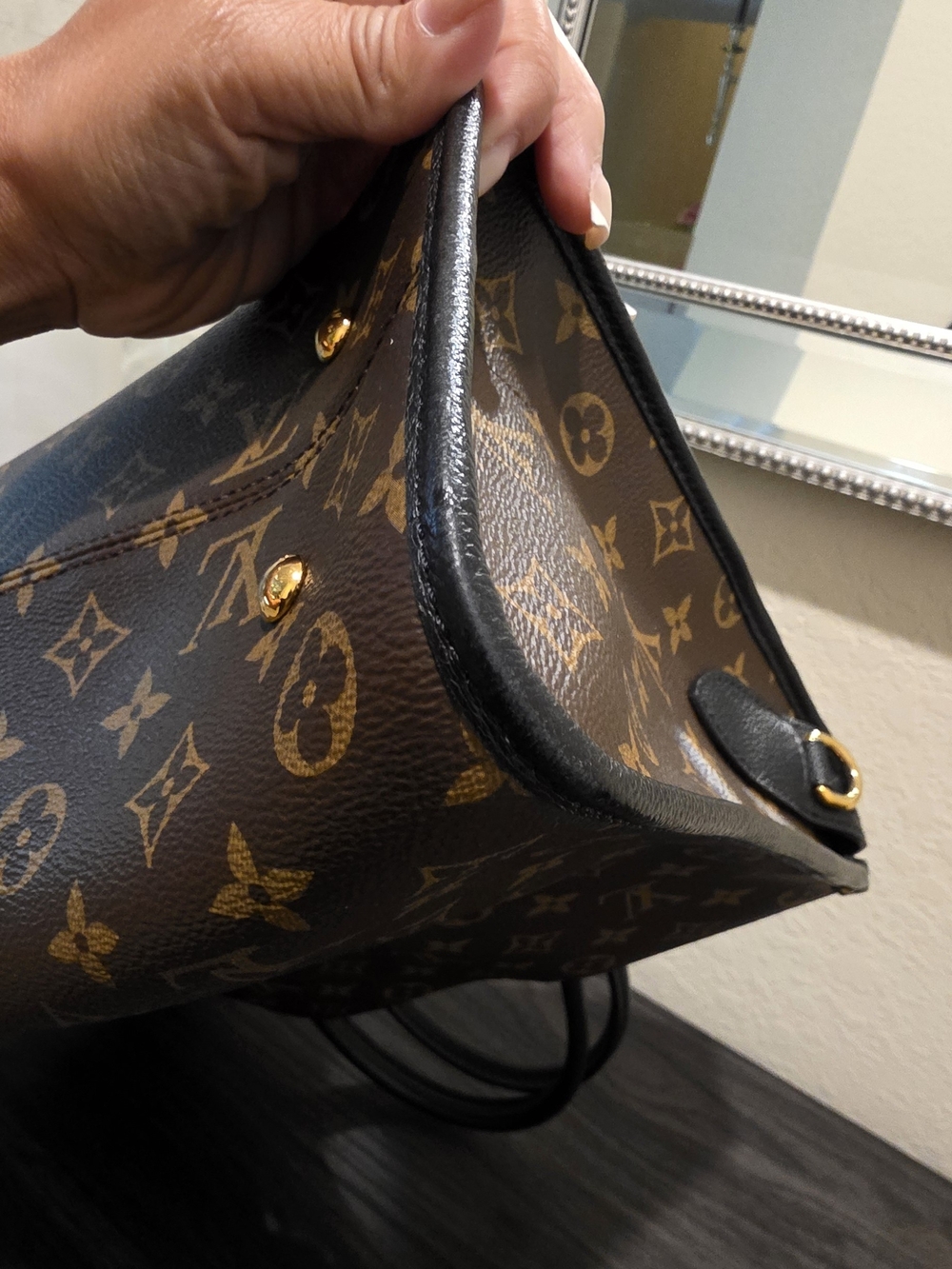 Louis Vuitton Monogram Popincort MM in Black shoulder tote - Picture 9 of 17